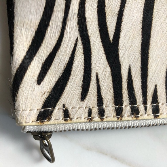 1937 Accessories Pony Hair Clutch Zebra Skin - Picture 8 of 9